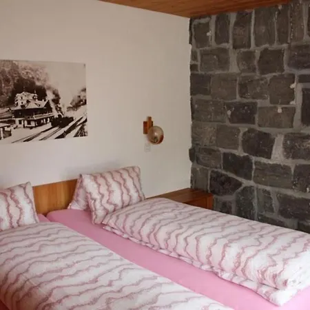 Gerbera 2, 2 Bett Wengen